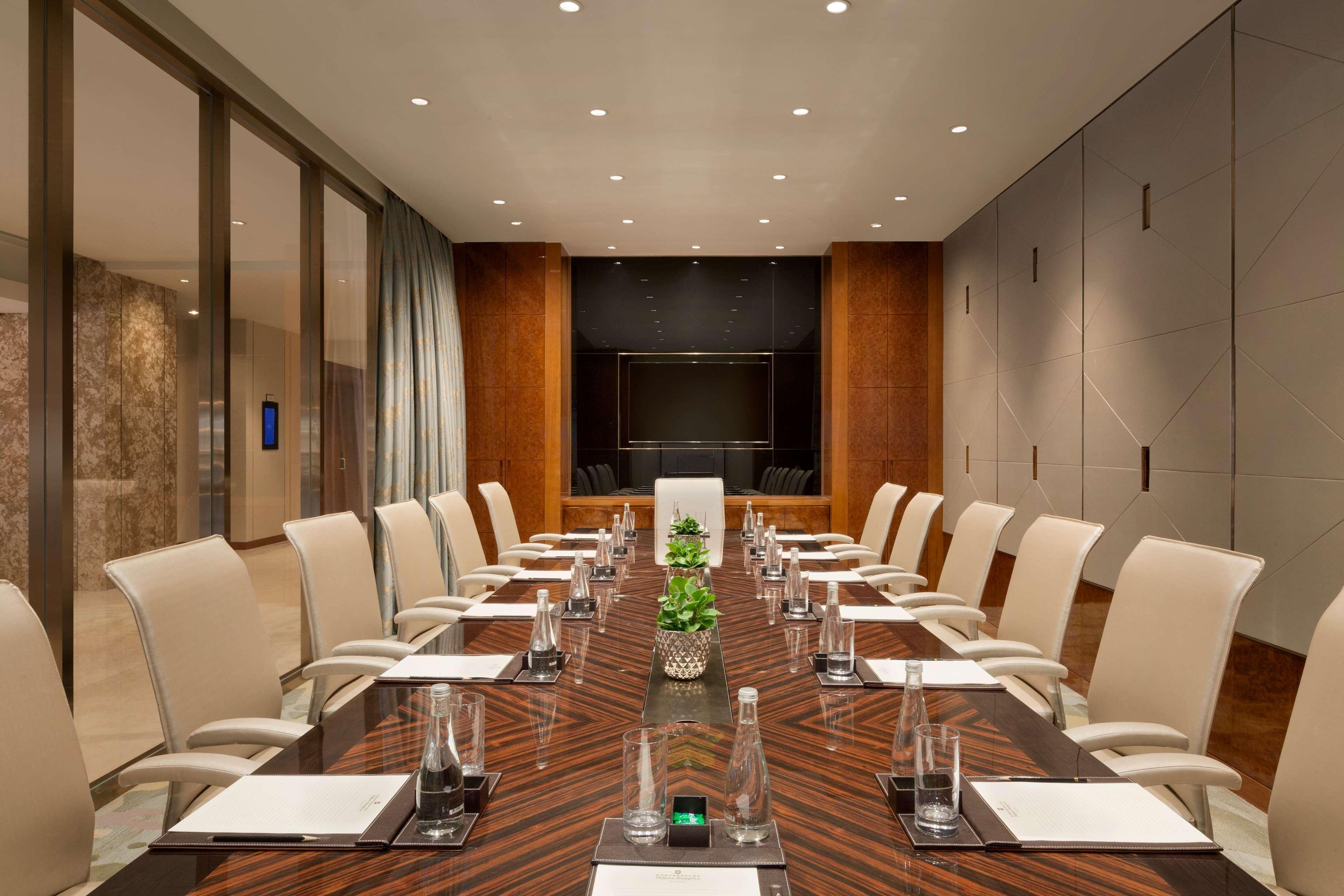 Midtown Shangri-La, Hangzhou - Around 5 Minutes Walking Distance To West Lake